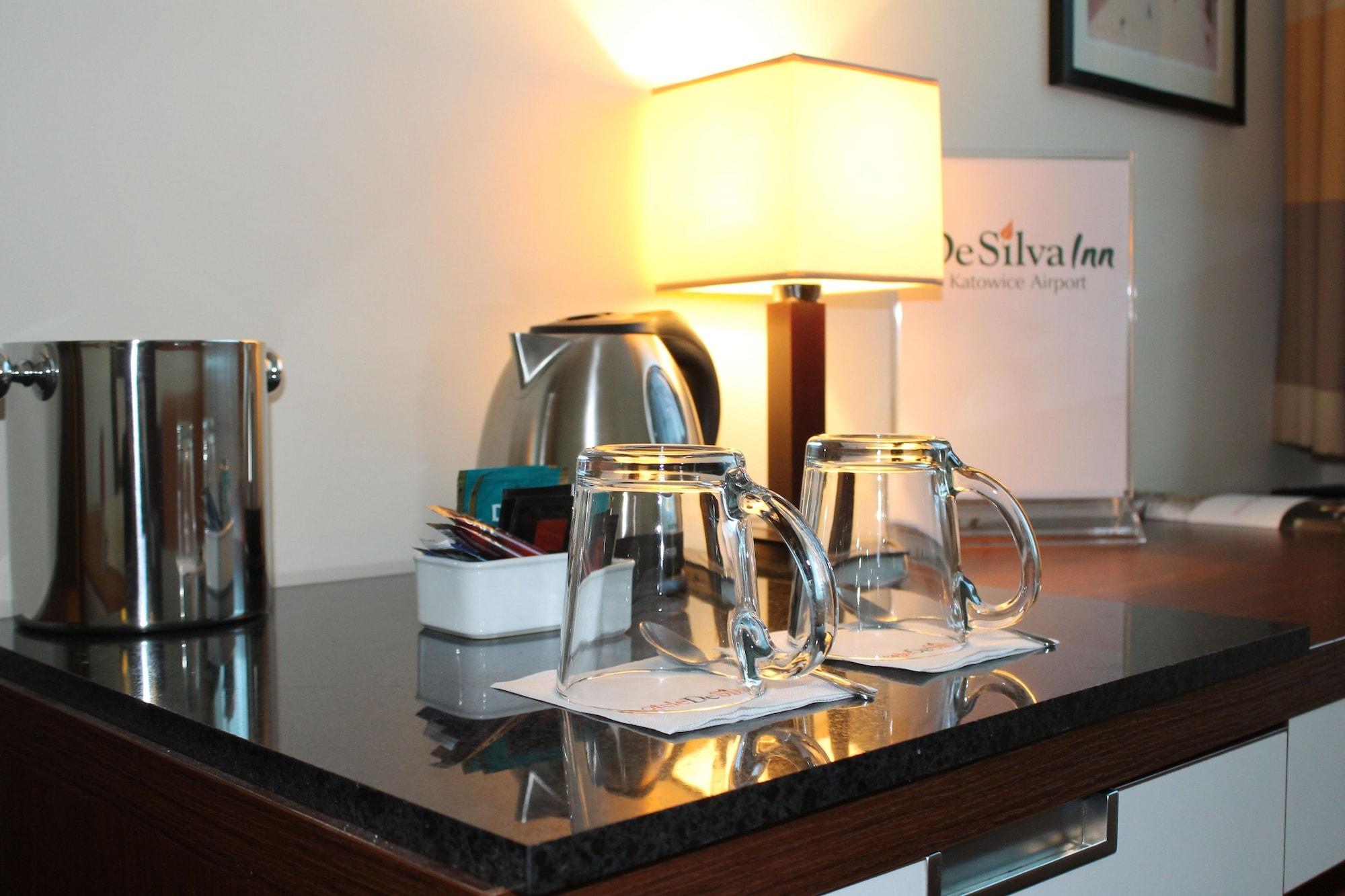Desilva Katowice Airport Hotel 3*