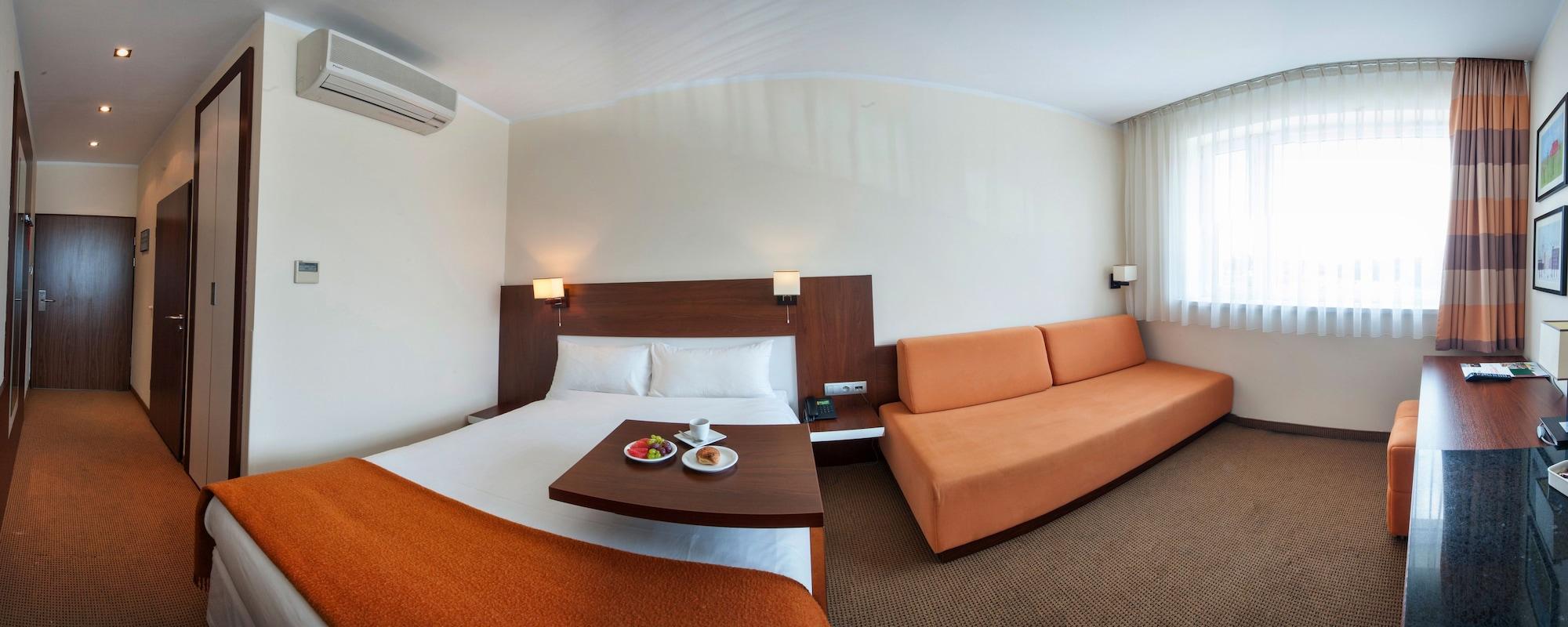 Desilva Katowice Airport Hotel