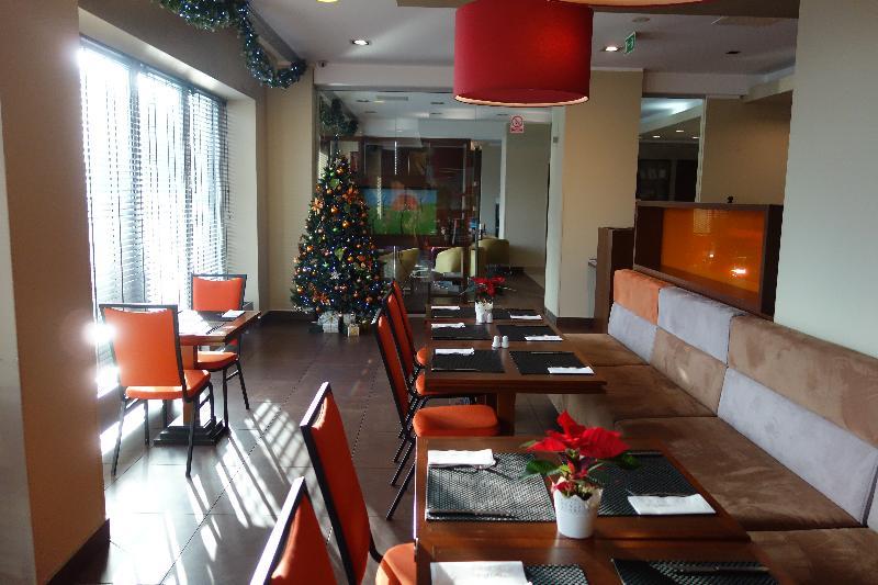 Desilva Katowice Airport Hotel